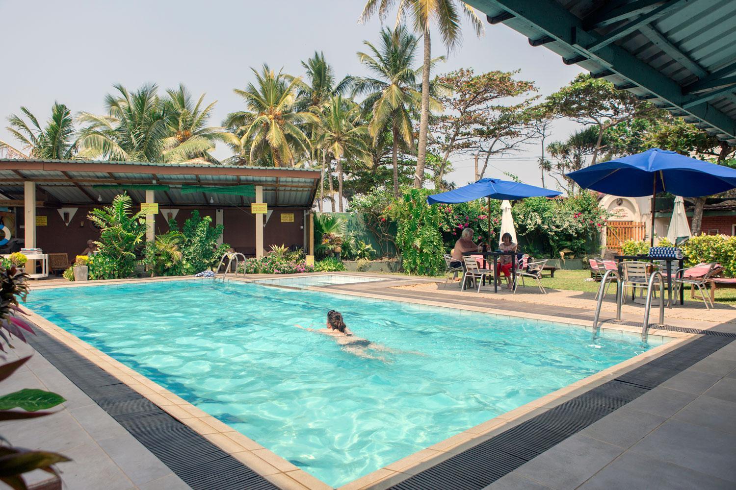 Ranveli Beach Hotel Dehiwala-Mount Lavinia Dış mekan fotoğraf